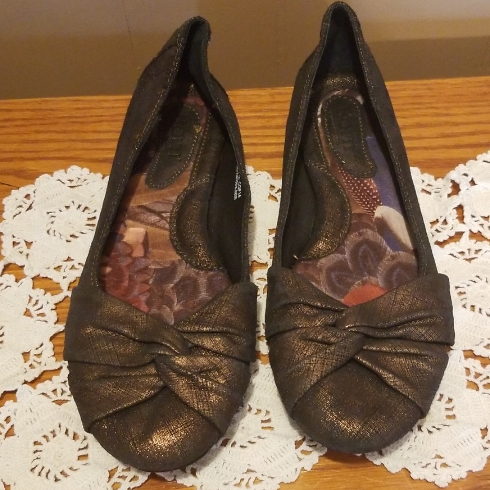 Born women's shoes
